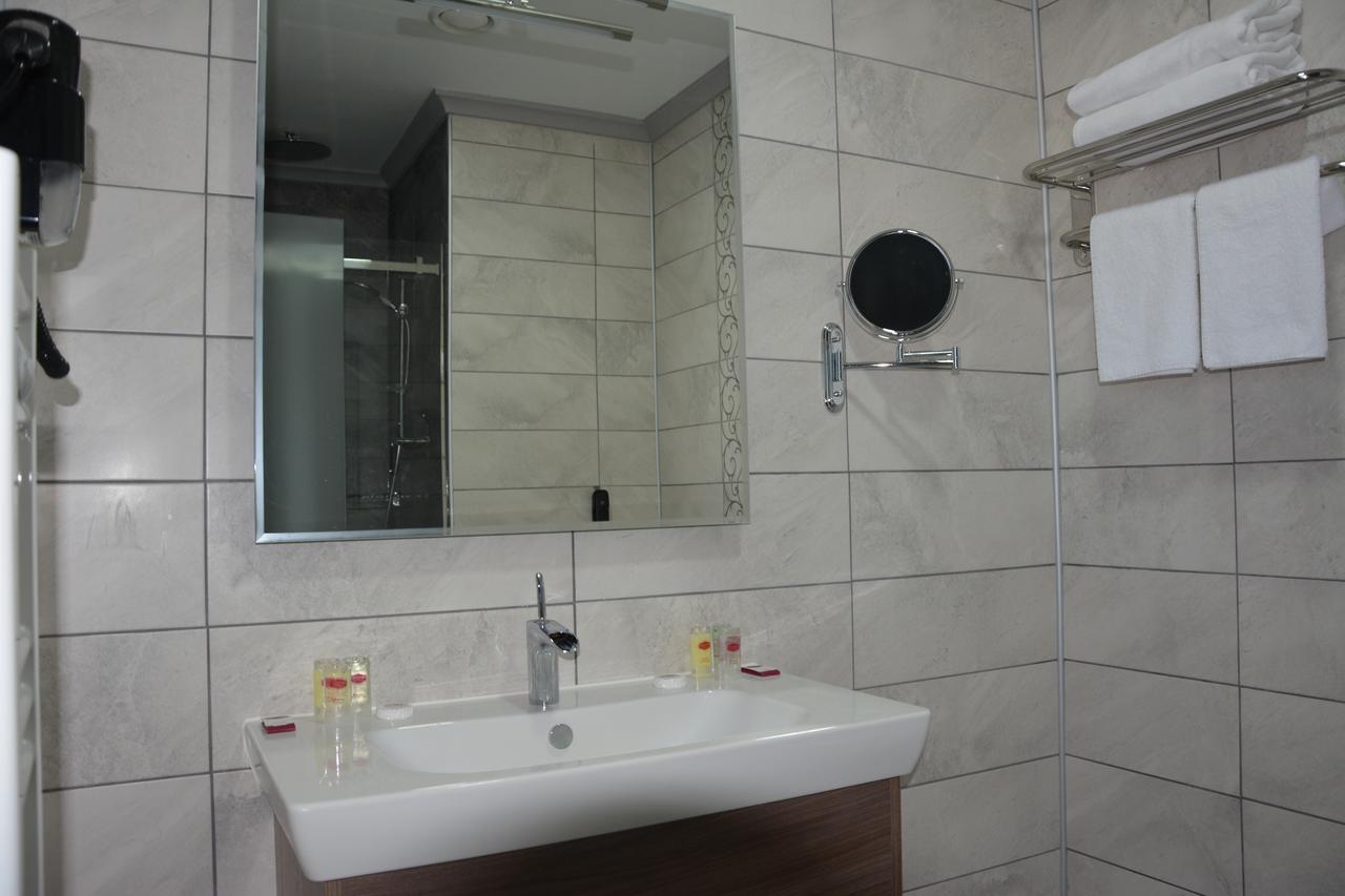 Winter City Hotel Карс Экстерьер фото